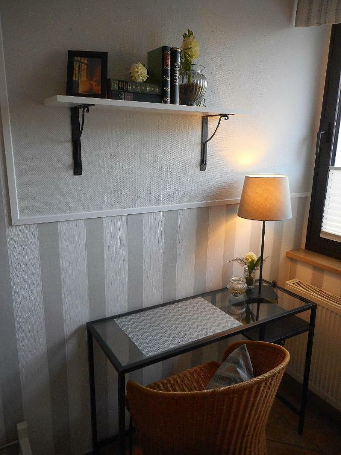 Privatzimmer Spahn In Muehlheim Apartment ภายนอก รูปภาพ